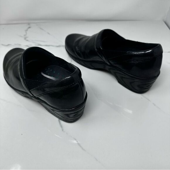 Klogs Portland Leather Clogs- Size 7.5 - Picture 12 of 14